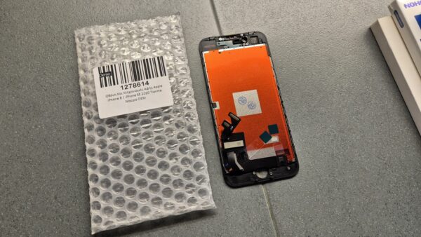 Οθόνη και μηχανισμός αφής για iPhone 8 / 2020 SE - Tianma - μαύρο - Image 2